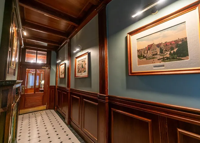 Apartament Old House 2 *