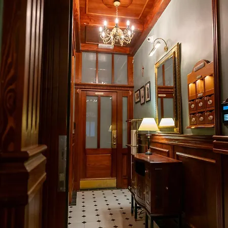 Lejlighed Old House 2