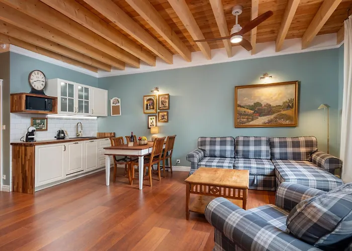 Old House 2 Apartment